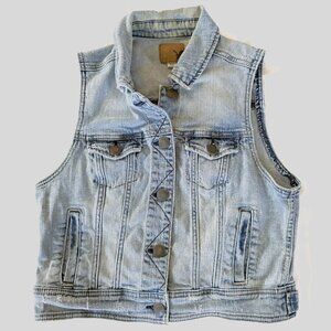 American Eagle Outfitters Distressed Denim Vest Size Medium